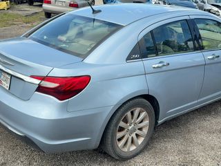2013 Chrysler 200 Limited - Exterior Rear Right Corner Image